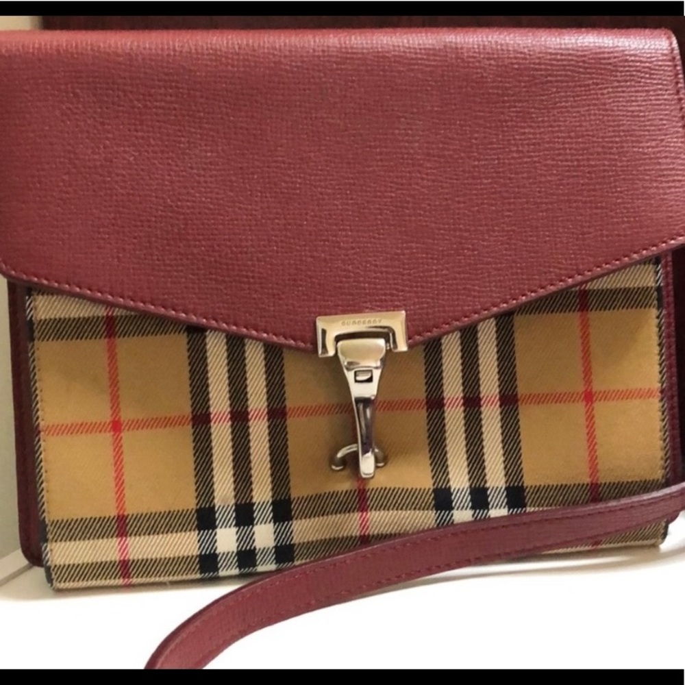 Burberry Macken Crossbody